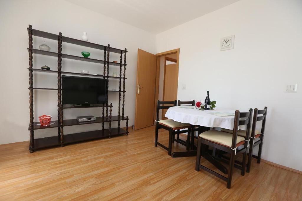 Apartment Davorka Primošten Екстериор снимка