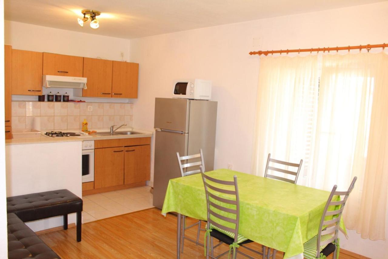 Apartment Davorka Primošten Екстериор снимка