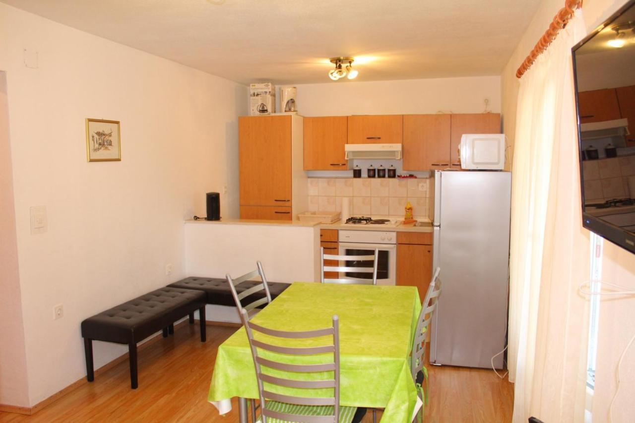 Apartment Davorka Primošten Екстериор снимка