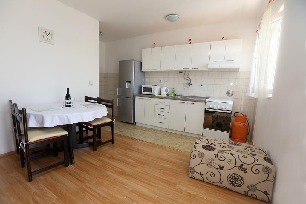 Apartment Davorka Primošten Екстериор снимка